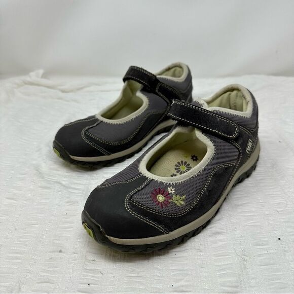 Columbia Daisy Jane- Size 6 - Picture 7 of 12